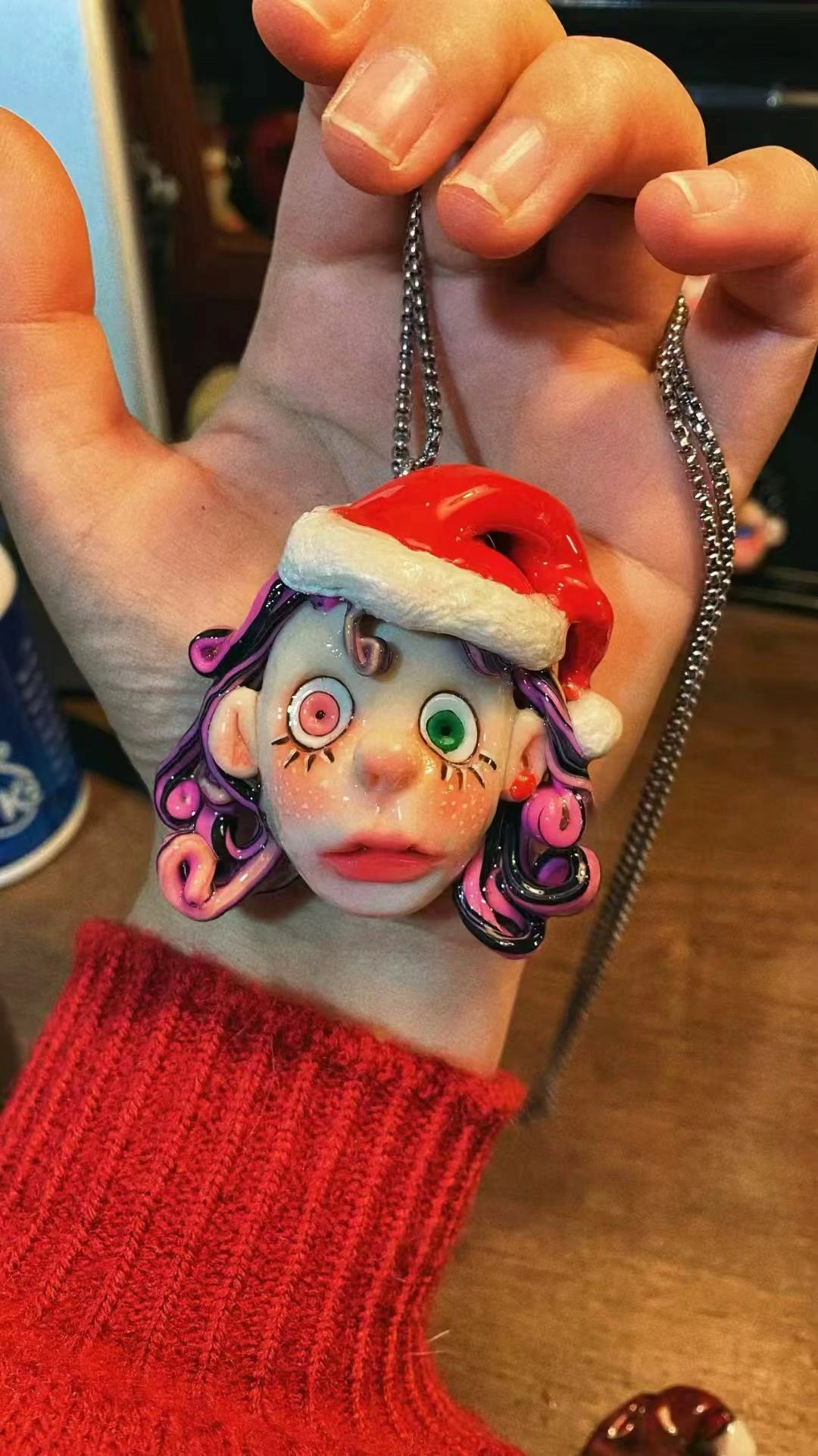 Kebarro Pink Black Roll Hair Bicolor Eyes Bizarre Doll Clay Necklace