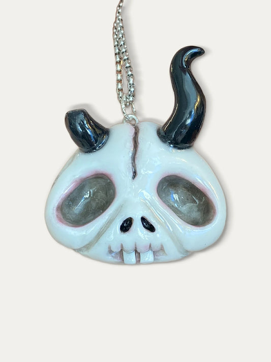 Kebarro White Skull Black Horn Clay Necklace