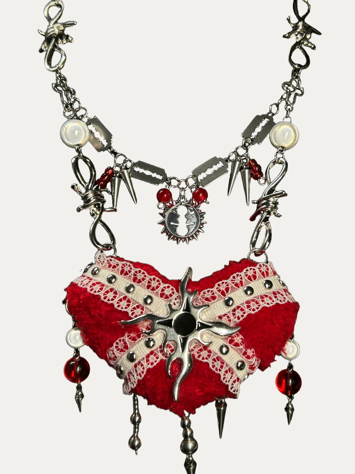 Zoaleo Shop Vampy Heart Necklace